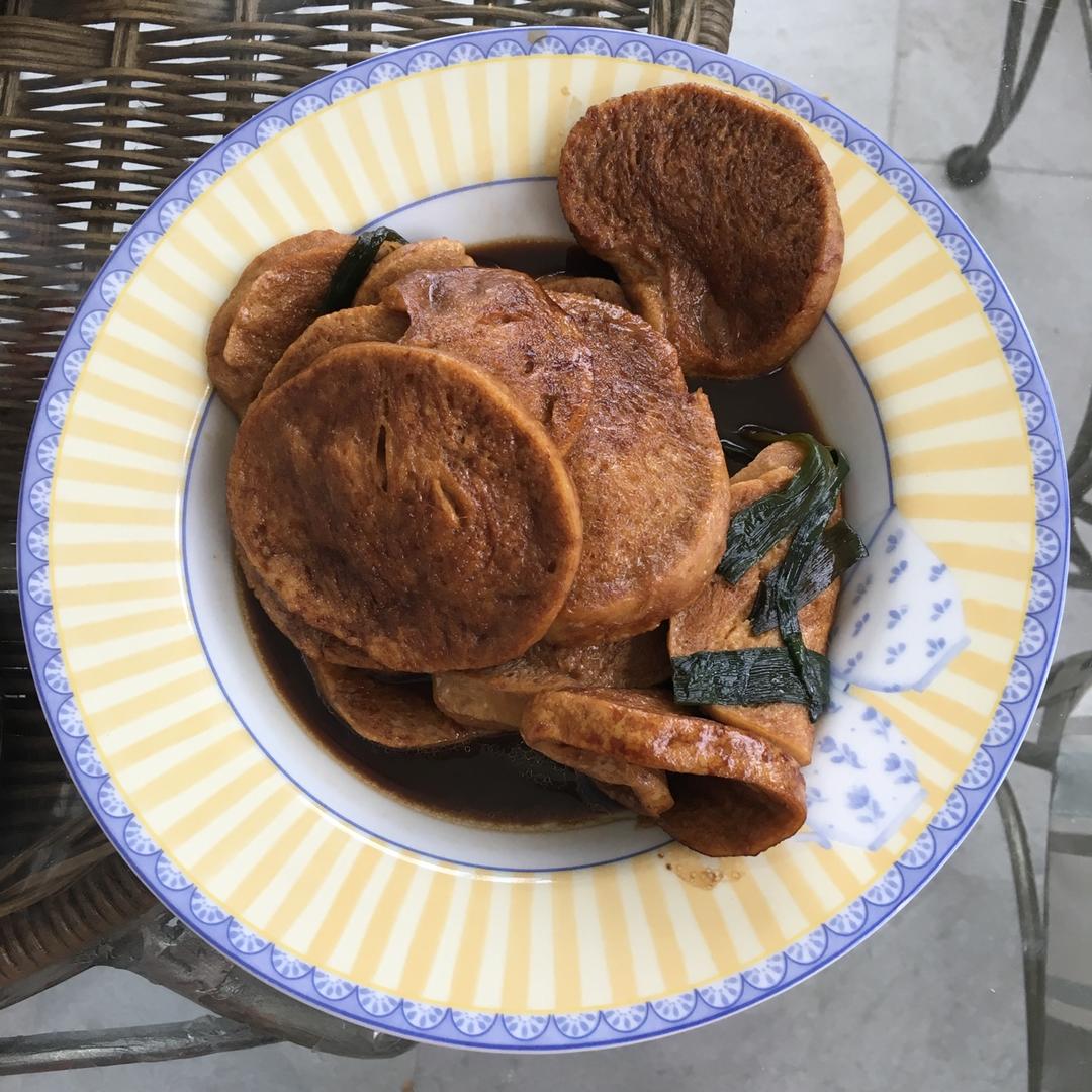 本帮红烧素鸡：素食烧得肉味来
