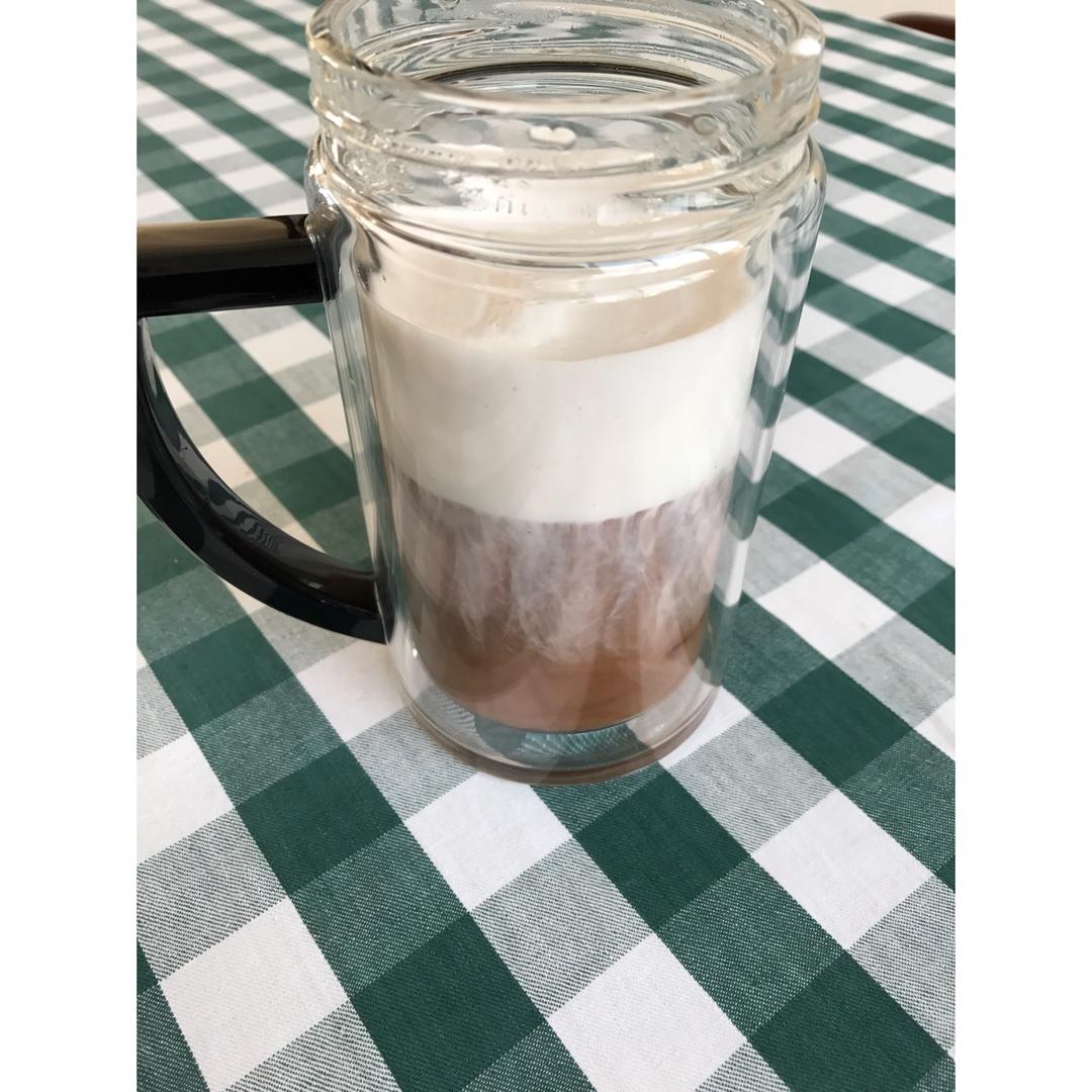 海盐芝士奶盖红茶