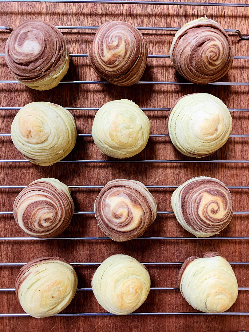 彩虹渐变蛋黄酥（无需揉出膜）