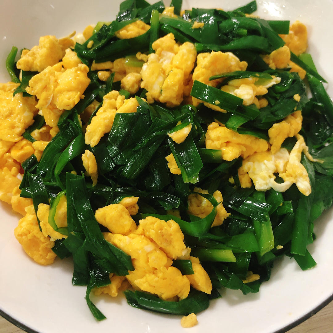 韭菜炒鸡蛋——三分钟快手下饭菜 掌握火候的秘诀