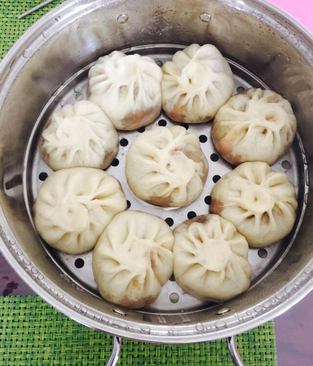 胡萝卜羊肉包子