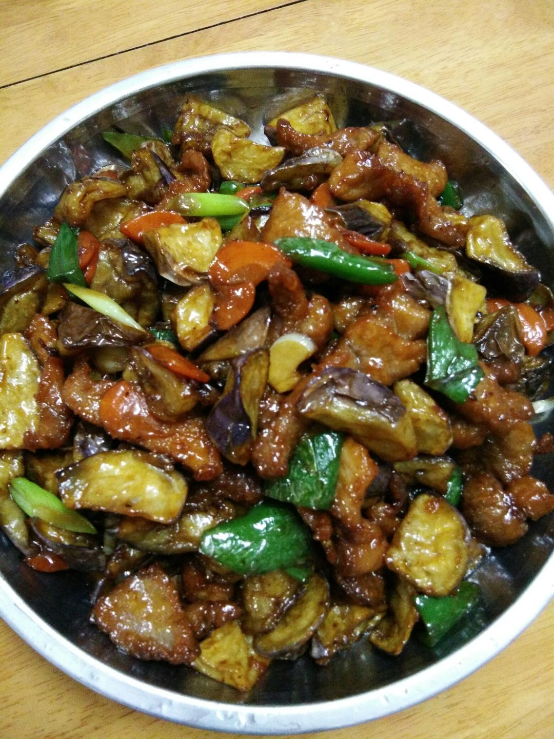 溜肉段烧茄子（东北硬菜呀哈哈）
