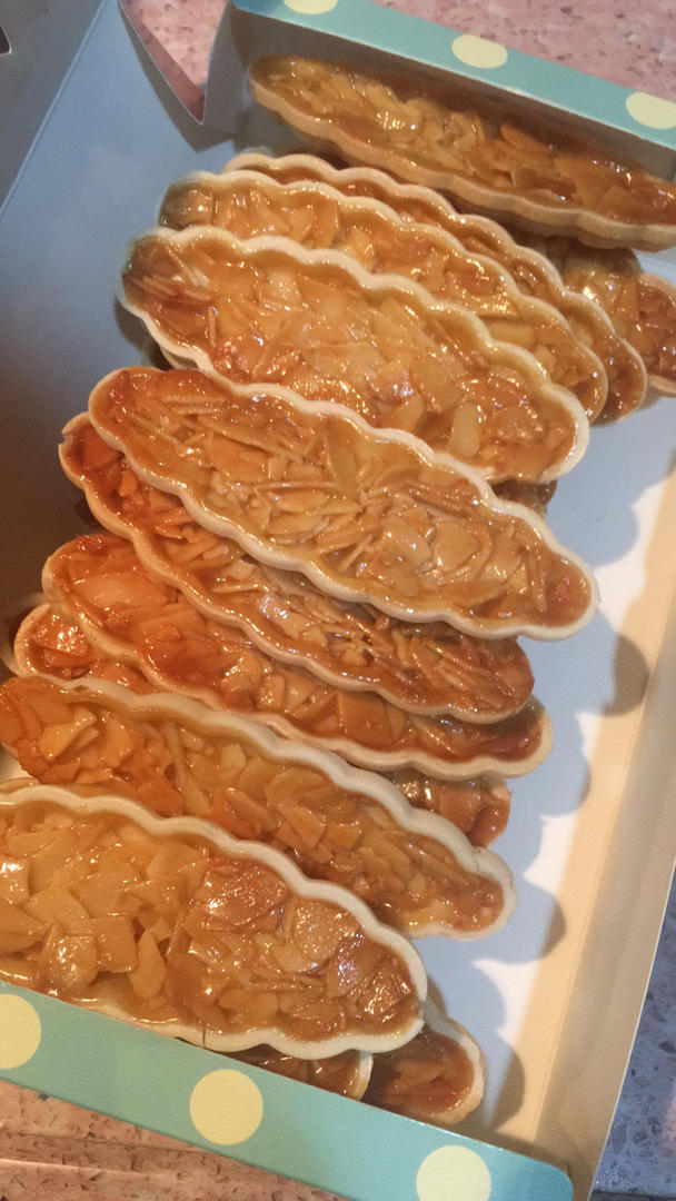 焦糖杏仁糯米船