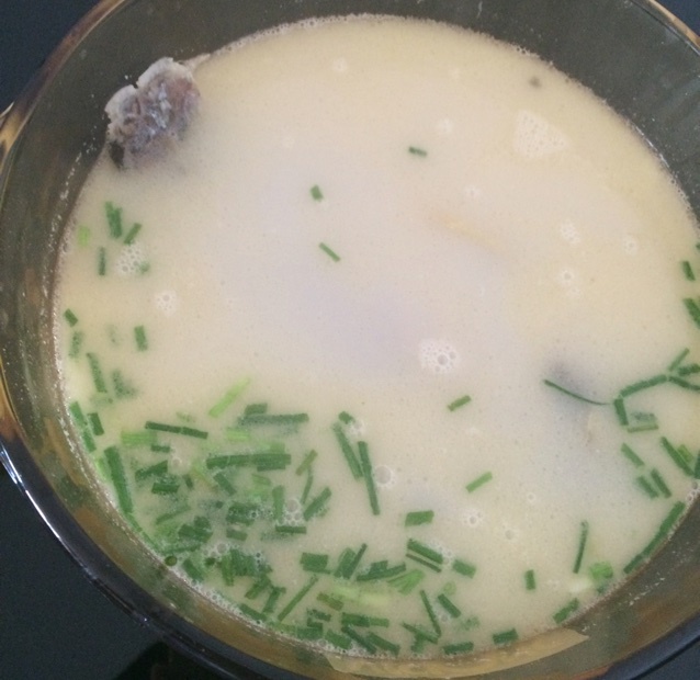 鲫鱼豆腐汤