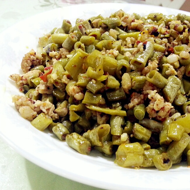 酸豆角炒肉末