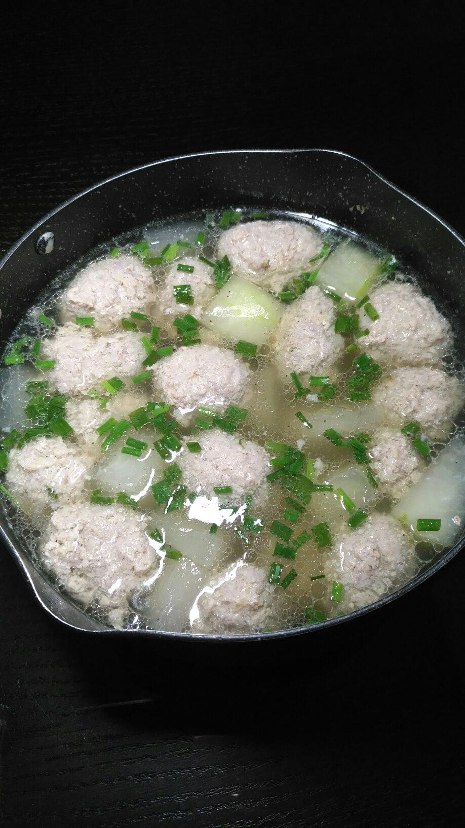 【家传浓汤西红柿🍅猪肉丸子汤图片】peggy_ln36_下厨房