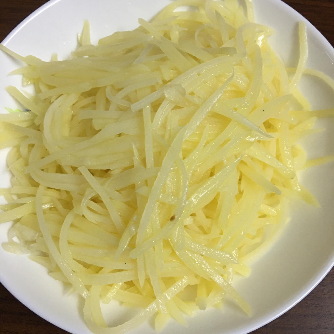 醋溜土豆丝,你真的会溜吗?记住这三点,一定好吃!