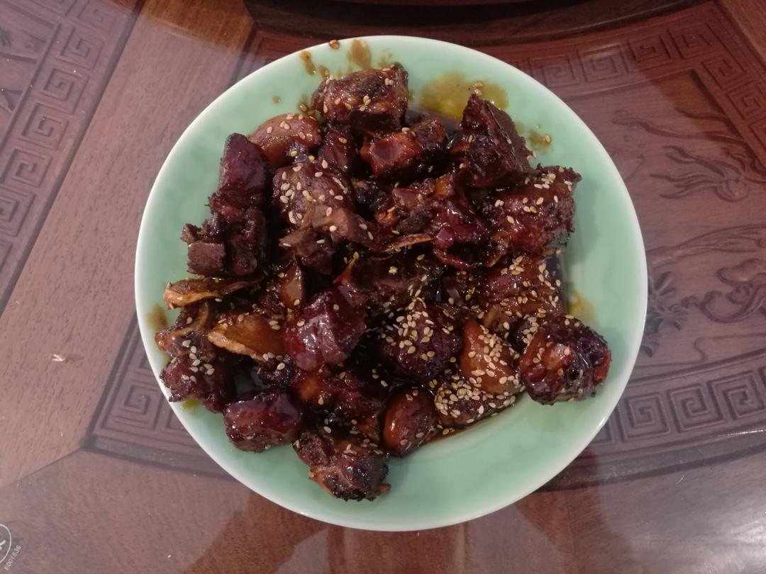 熬糖色做的糖醋排骨的做法