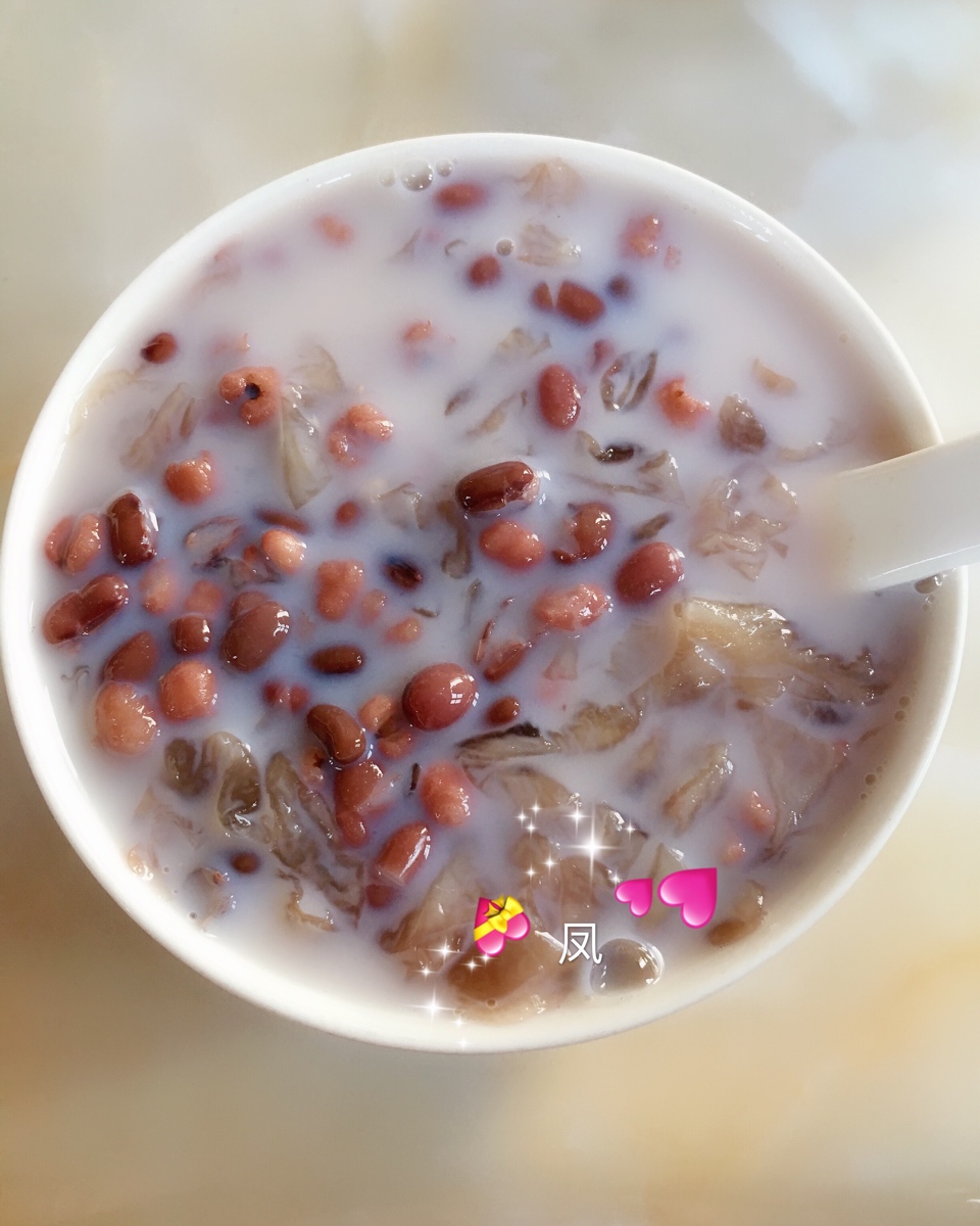 红豆薏米银耳糖水
