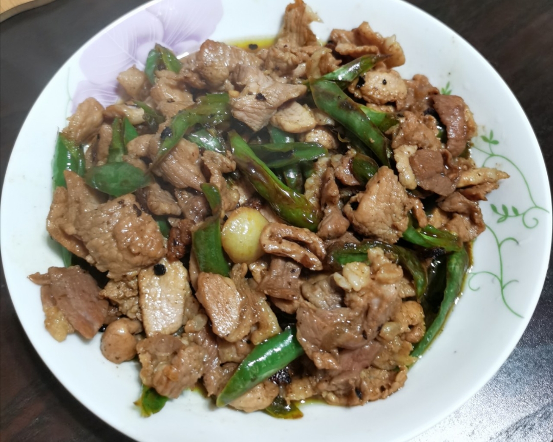 辣椒炒肉【湘菜做法 详细】