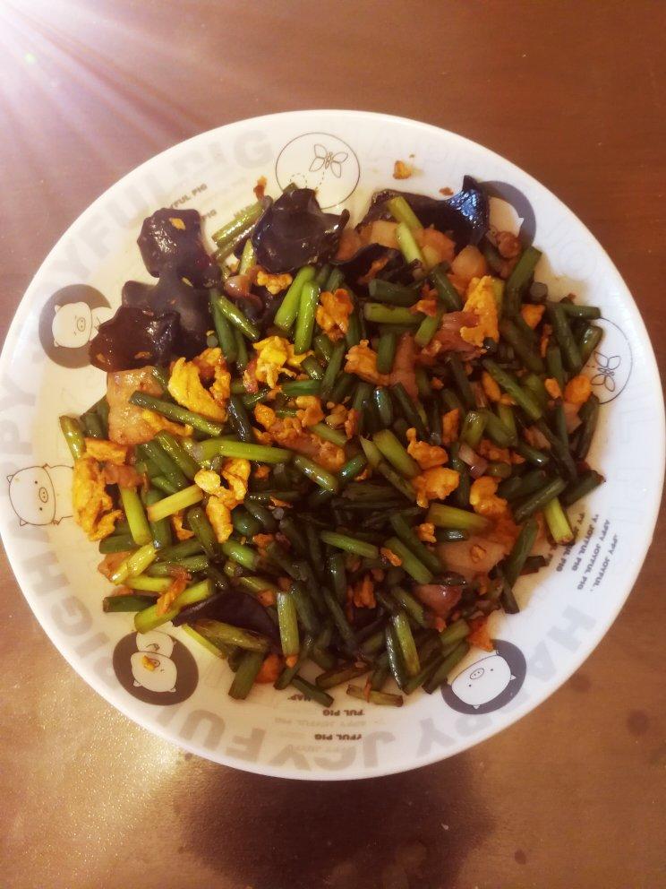 蒜毫炒肉