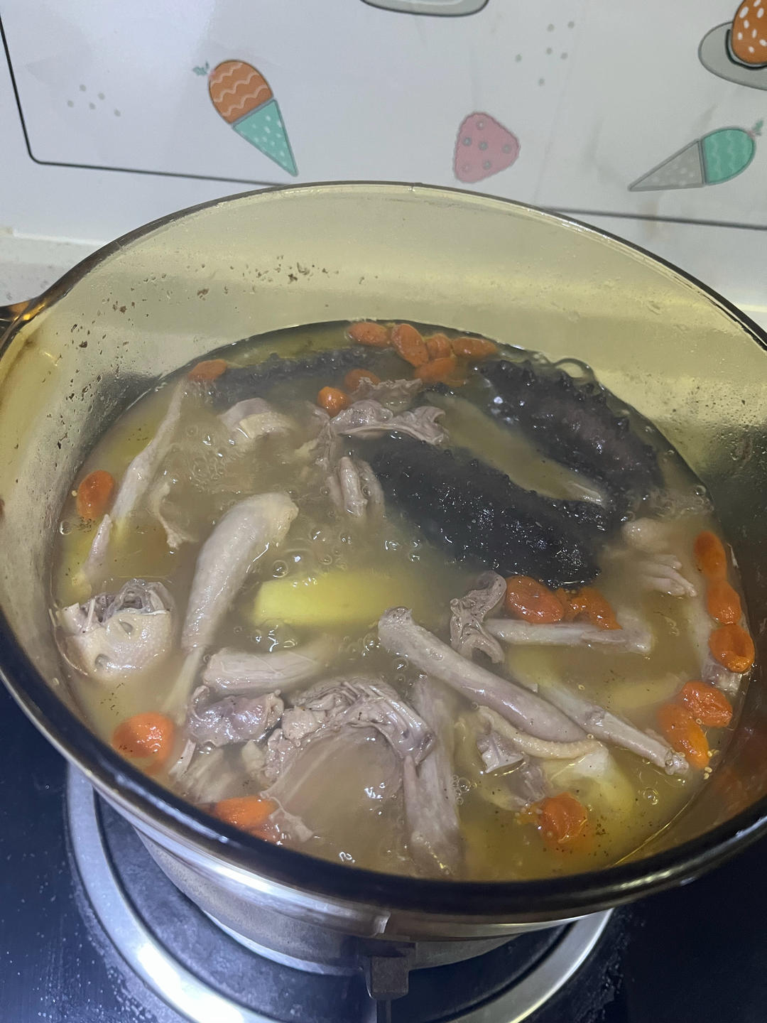 清炖鸽子汤（汤鲜肉嫩）