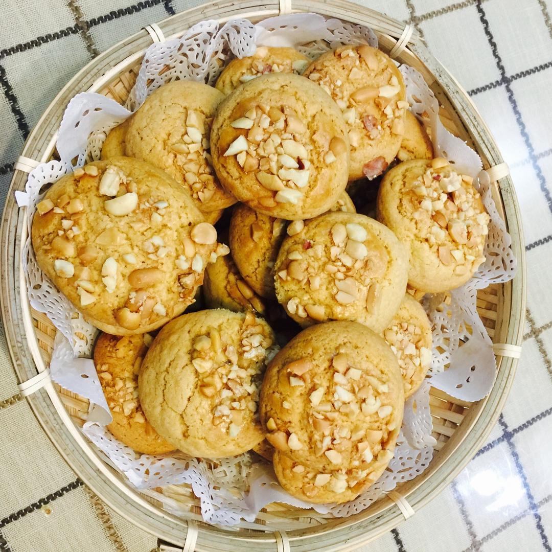 沁沁小厨做的花生酥