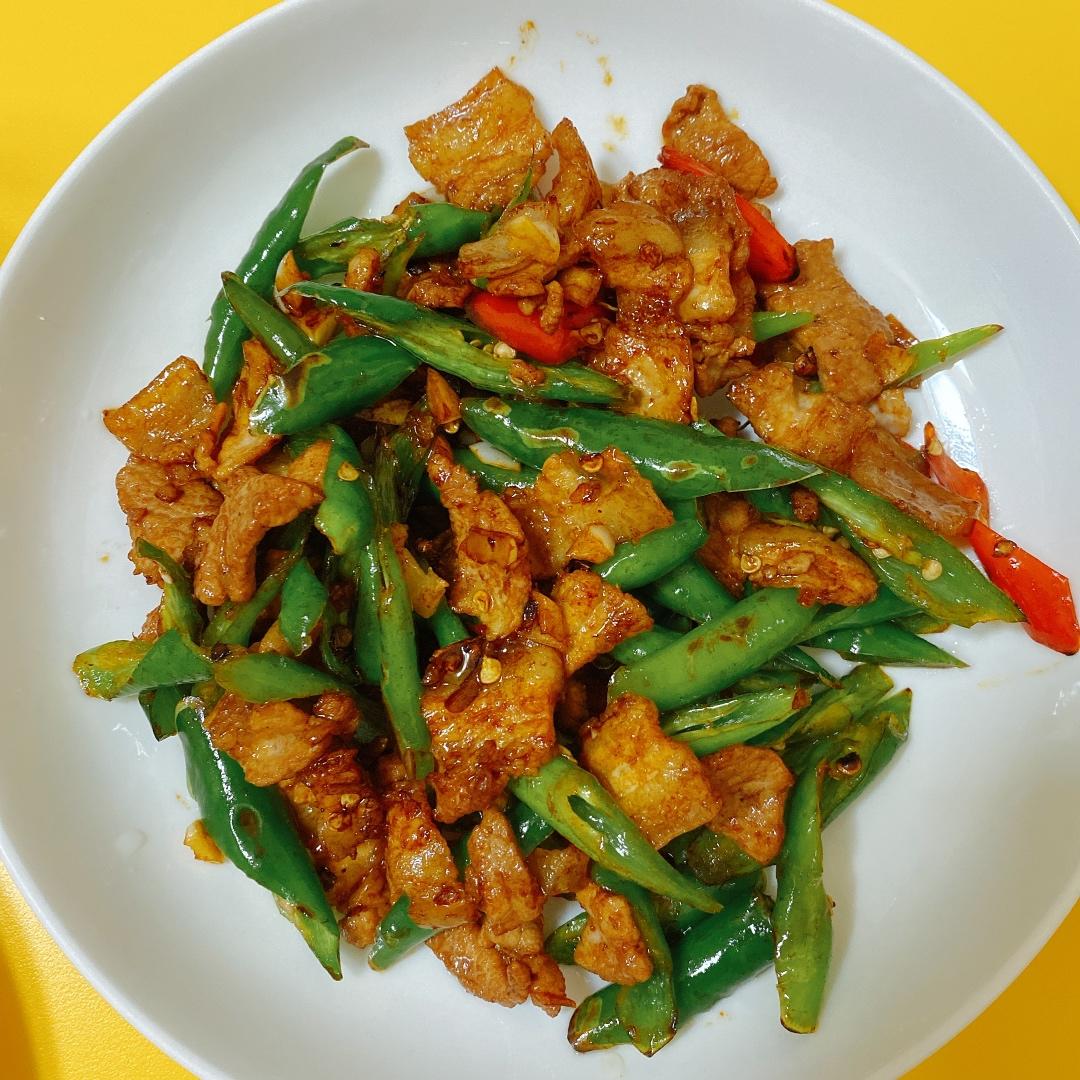 厨师长教你：“小炒肉”的家常做法，家常味很浓郁，先收藏起来