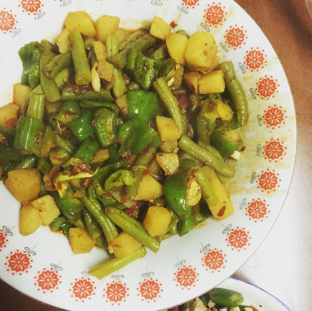 土豆炖豆角