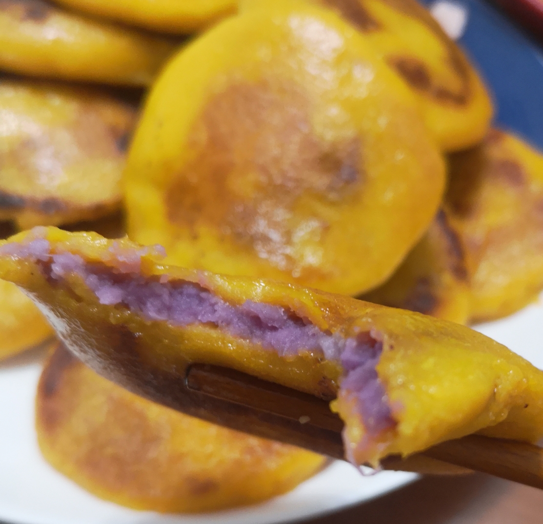 紫薯香芋南瓜糯米饼的做法
