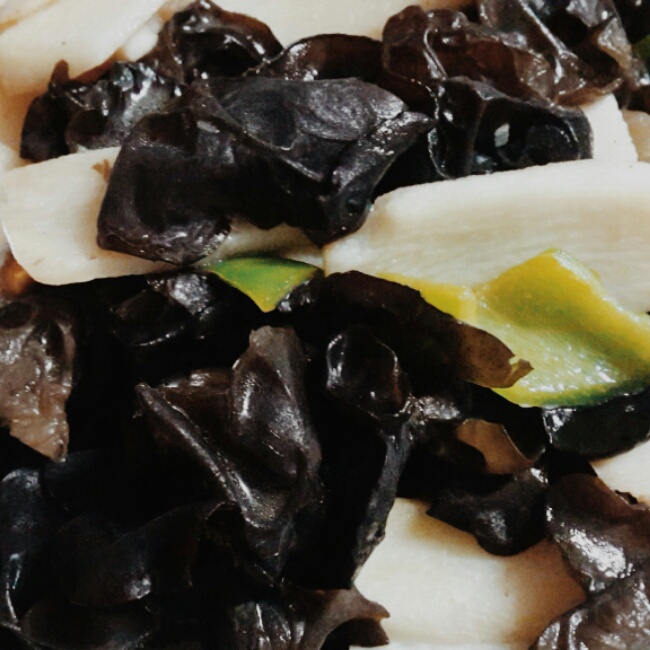 山药木耳炒青椒