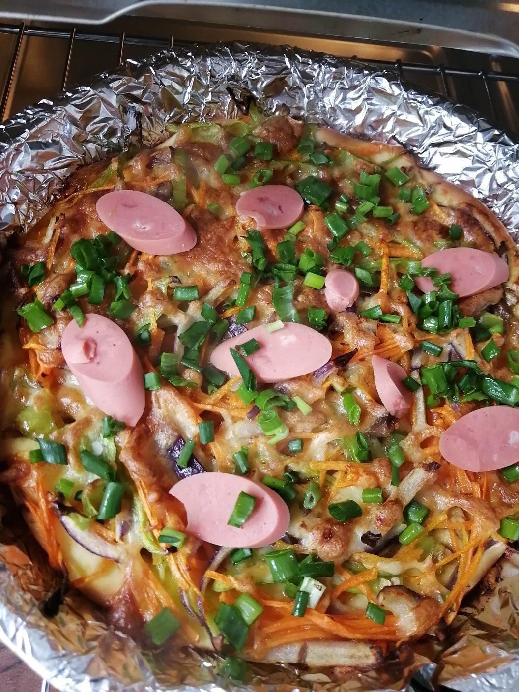 蔬菜香肠披萨（内含披萨饼皮，披萨酱做法）