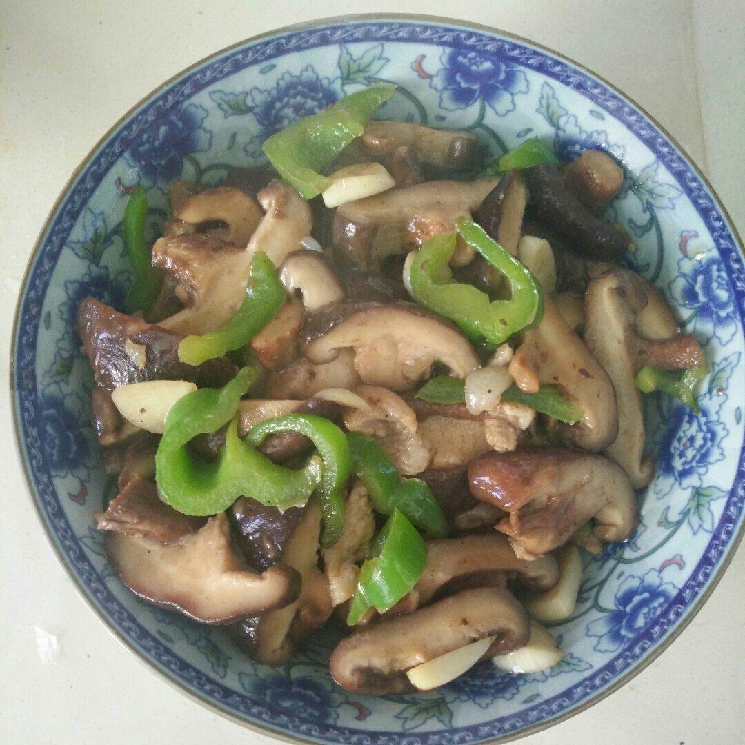 家常香菇炒肉