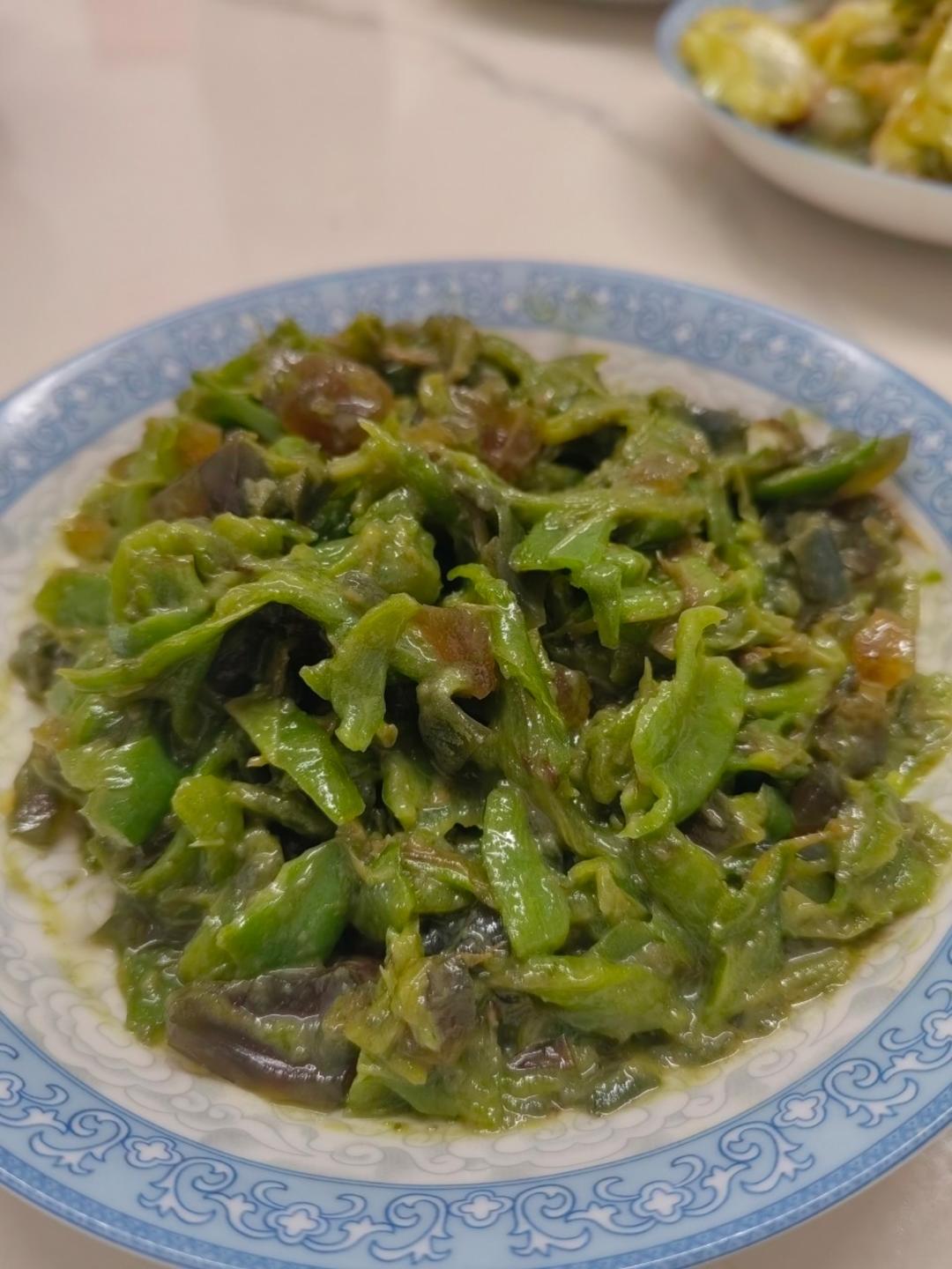 湘菜-擂辣椒皮蛋