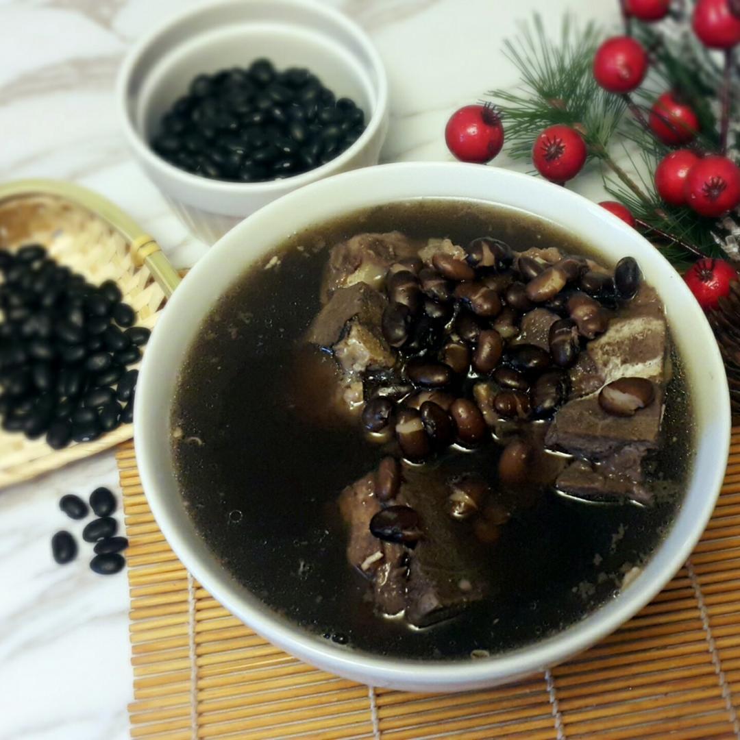 cathy-ca做的排骨黑豆汤