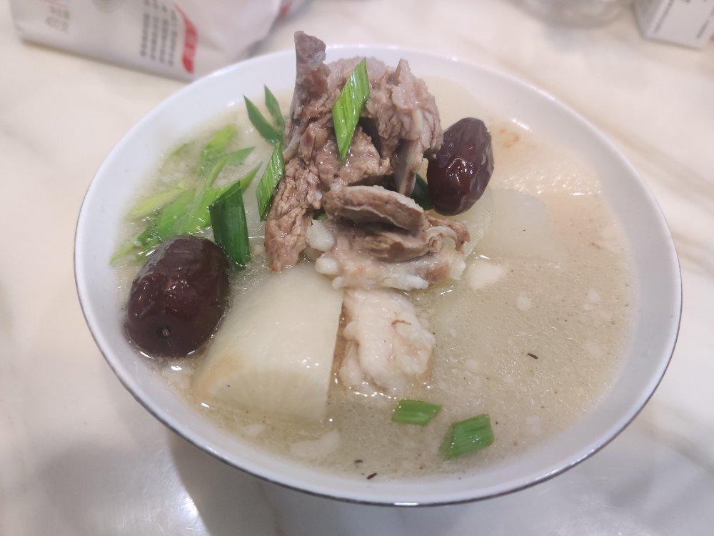 萝卜炖羊排