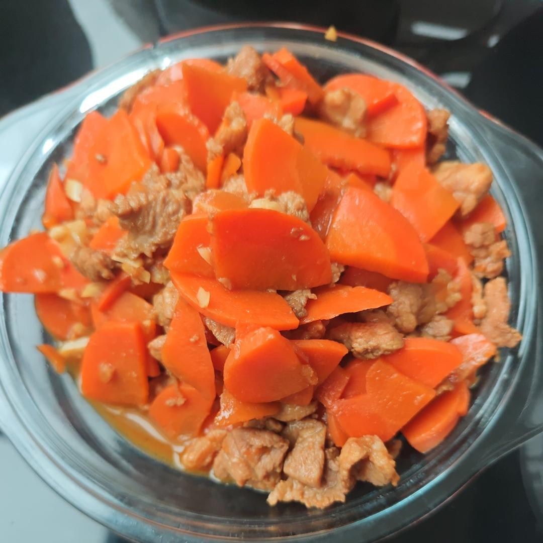 超下饭的胡萝卜炒肉
