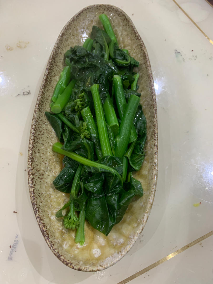 【广东家常菜】口口爽脆的低油版蚝油芥兰