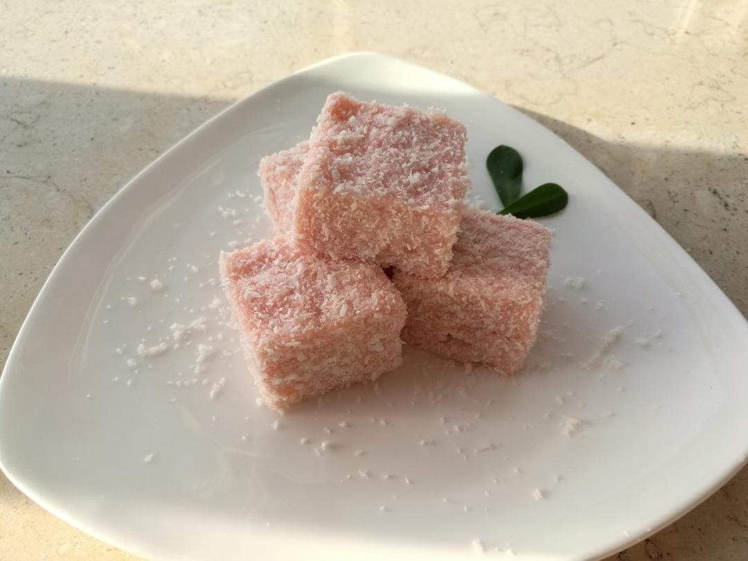 完胜85度C牛奶椰丝小方