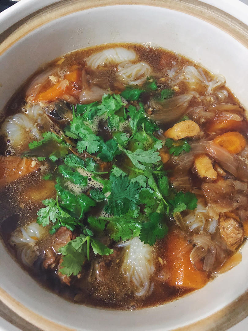 秘制羊蝎子(电高压锅)