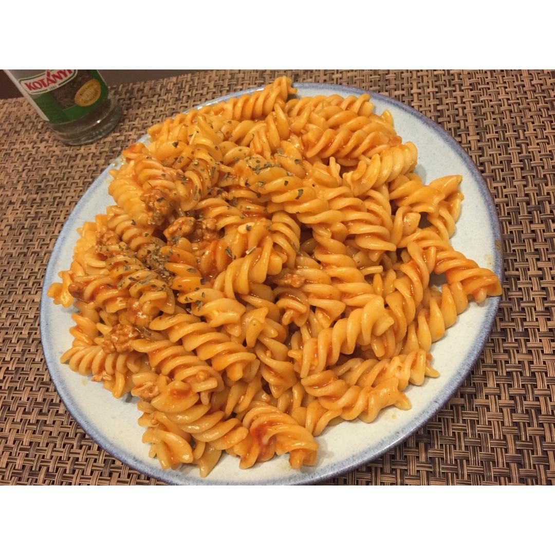 意大利茄汁肉酱面 Spaghetti Bolognese