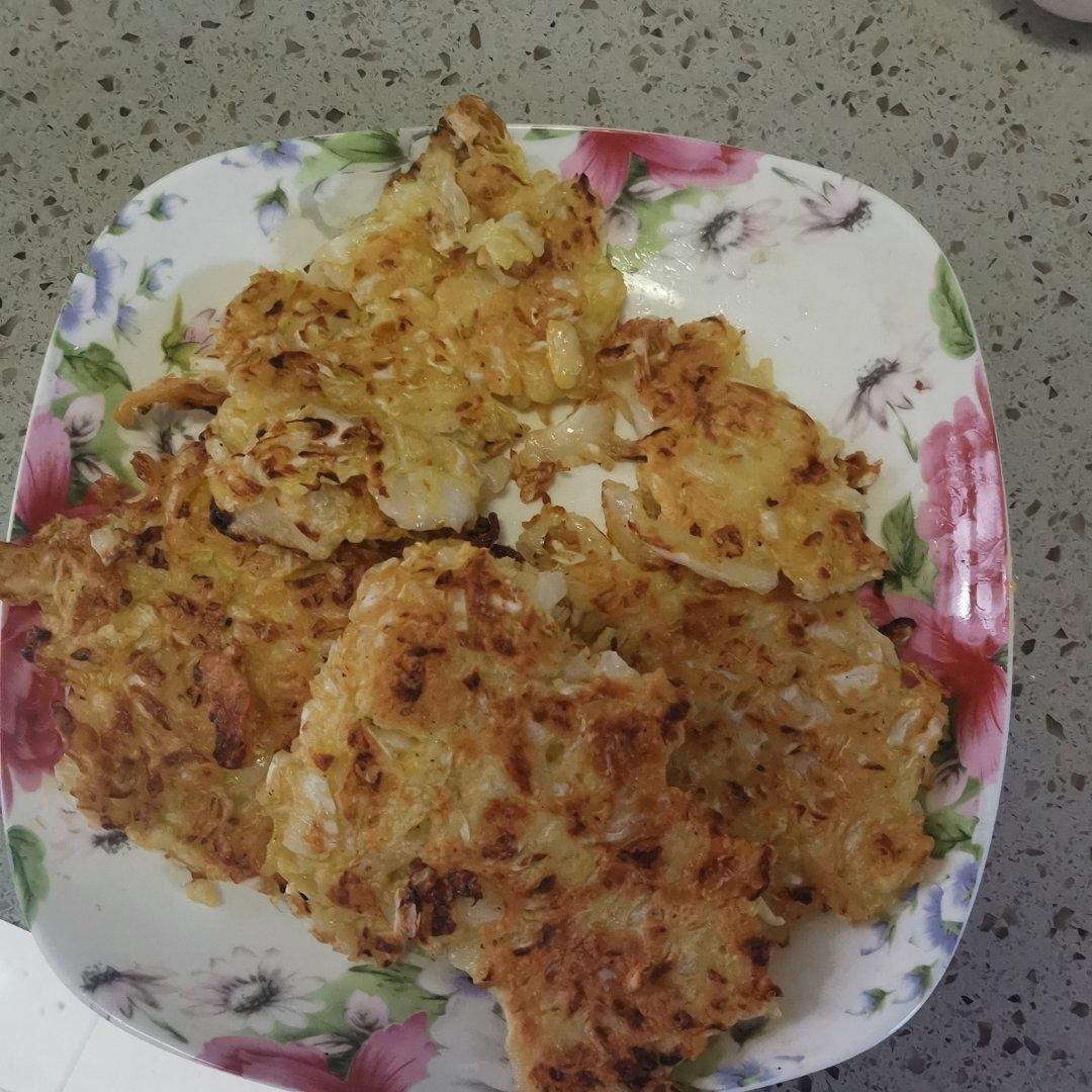 包菜蛋饼也太好吃了吧！！！吃撑才153大卡