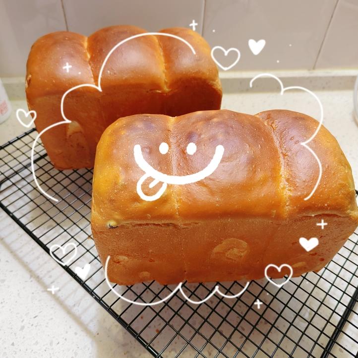 奶香纯粹的重料淡奶油吐司