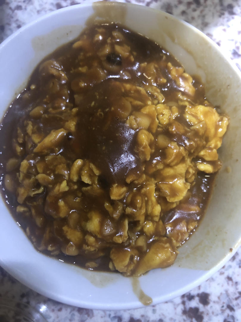 鸡蛋炸酱面