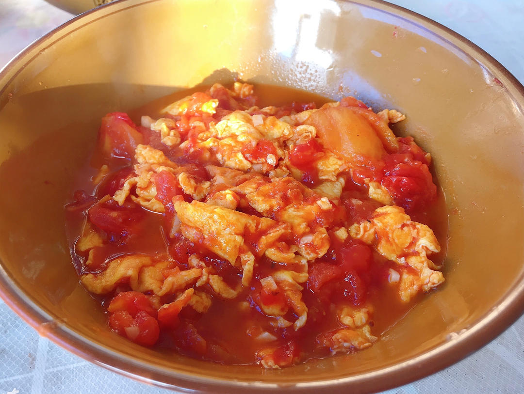 番茄炒鸡蛋（超浓的番茄味）