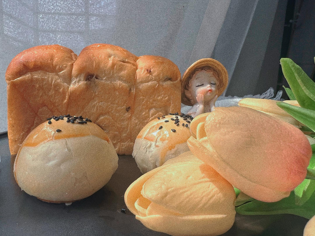 炼乳鲜奶提子吐司｜奶香加倍柔软加倍