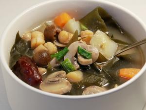 健康低卡—用料满满&快手干贝海带口蘑汤的做法 步骤5