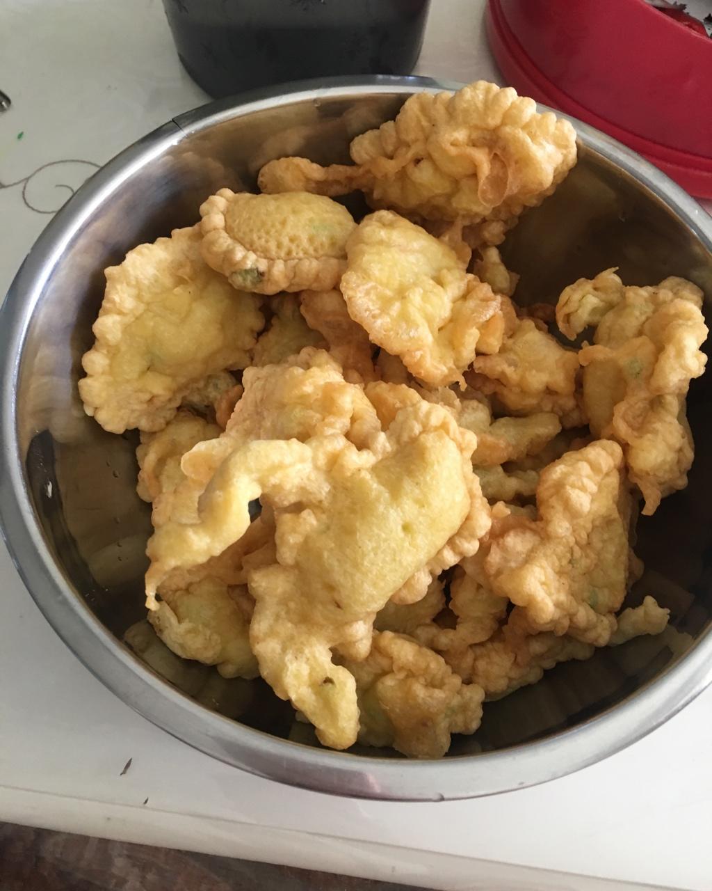 『婉』做的炸鸡蛋面泡