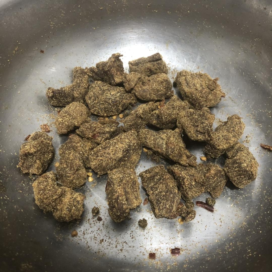 【健身厨男】超级懒人的牛肉干微波炉做法