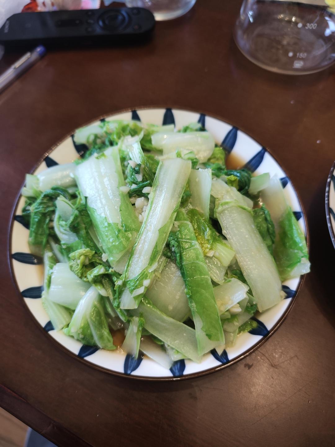 炝炒小白菜（脆爽）