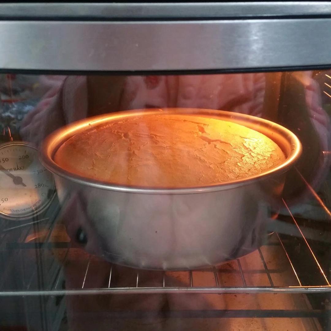 ［UKOEO猛犸象热风炉］蛋糕的做法（8寸无水戚风私房专用）