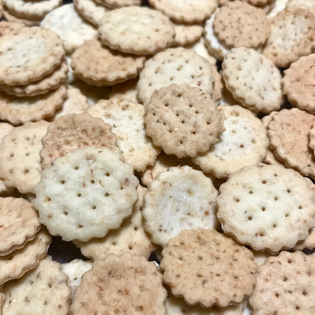 全麦苏打饼干