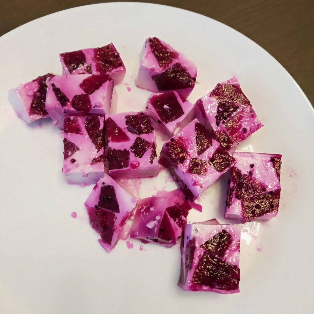 草莓芒果椰奶冻