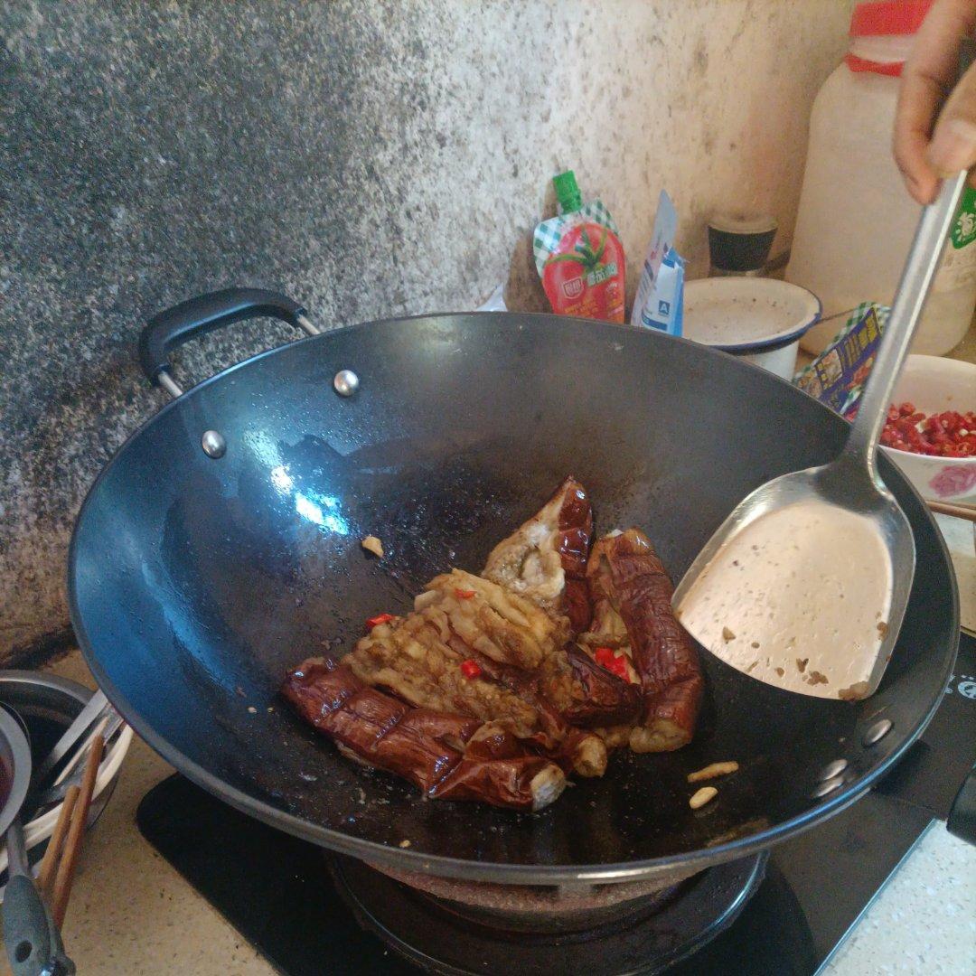 CC招牌菜销魂烤茄子，百吃不厌！