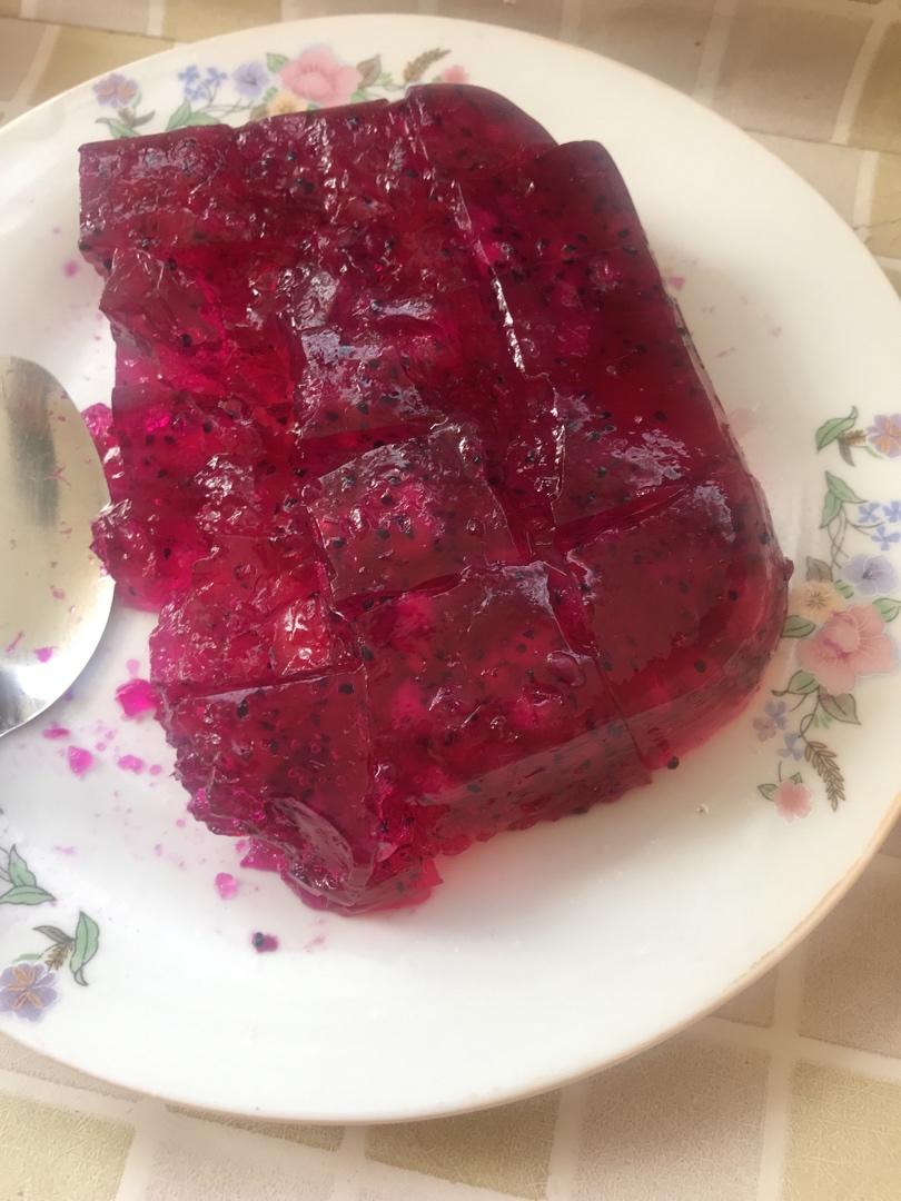 火龙果果冻布丁（吉利丁片）