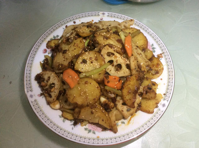 干锅土豆片