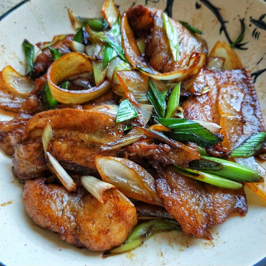 超好吃的盐煎五花肉（超简单）