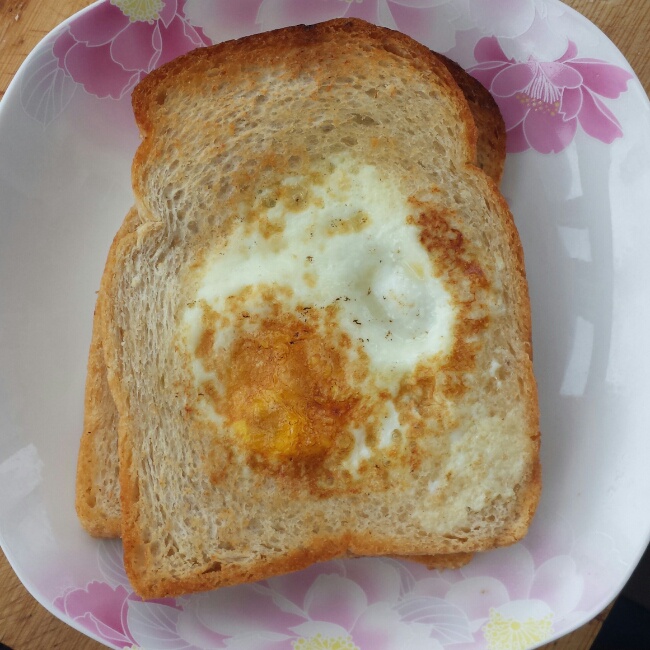 心型面包煎蛋