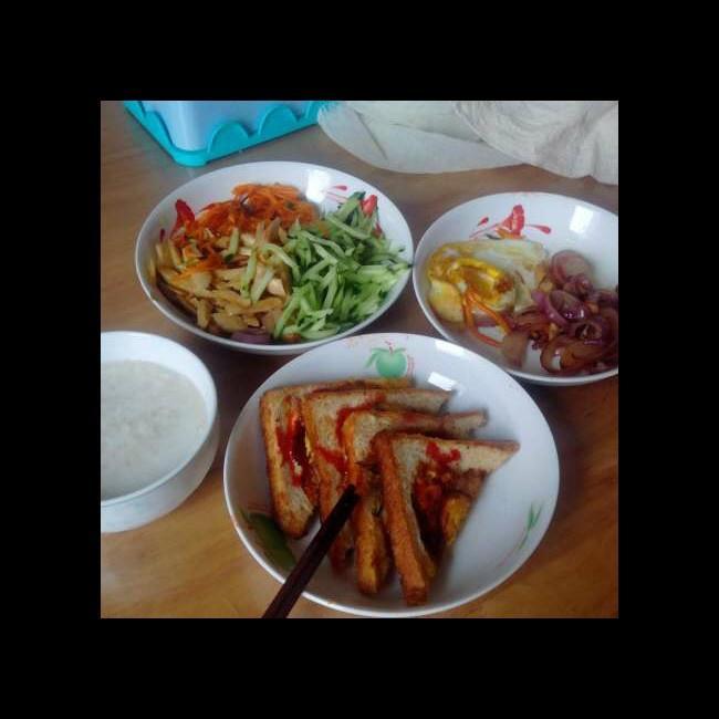 营养早餐:蛋吐司