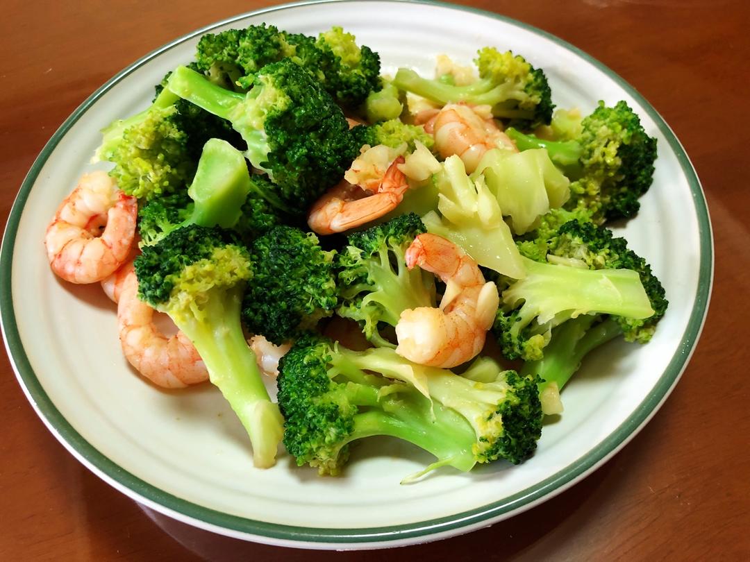 雨后and晴天与彩虹做的西兰花炒虾仁